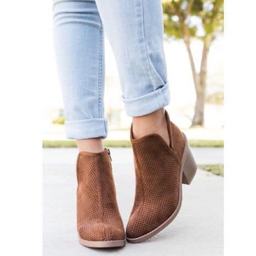 Cognac Perforated Booties